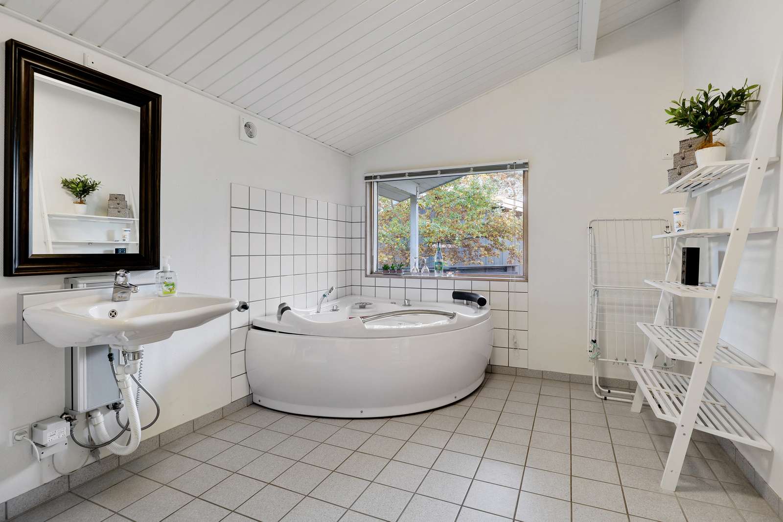 Badevaerelset i sommerhuset i Snogebaek Strand